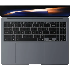 GB4Ultra_16_US_Copilot_Moonstone-Gray_002_Top-Open-1600x1200